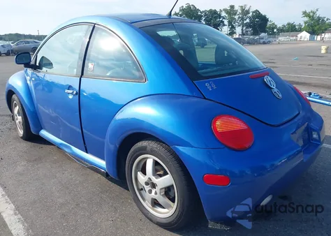 2000 Volkswagen New Beetle Glx from USA, damaged, VIN 3VWDD21C2YM470997